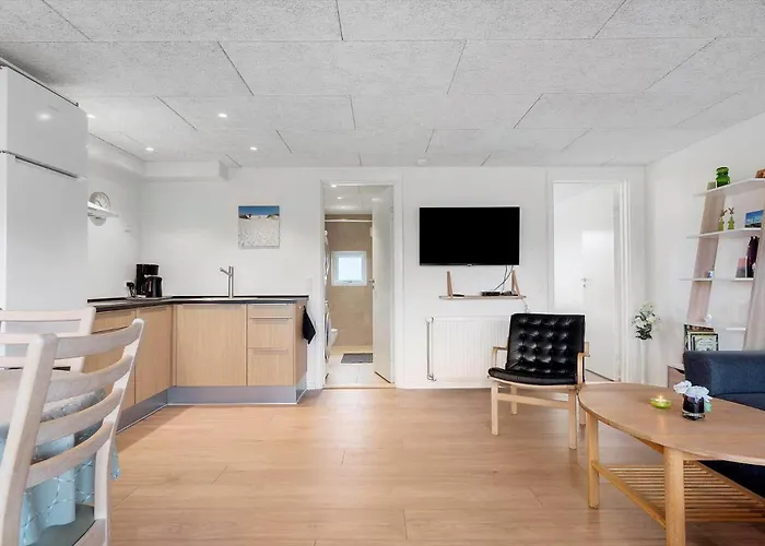 8822-hvide-sande-parallelvej-62 *